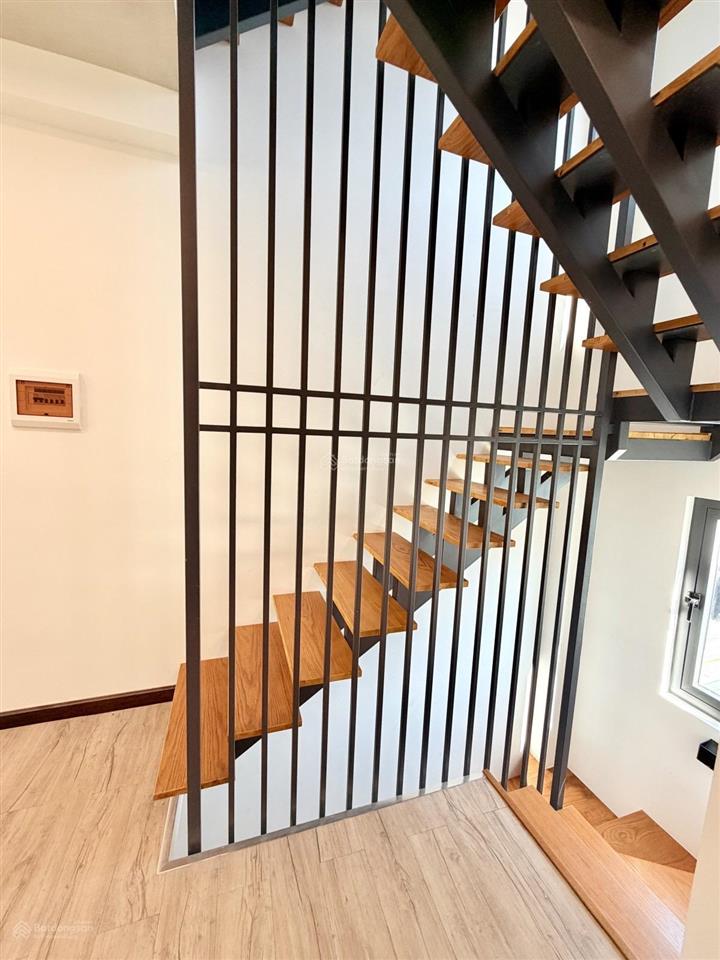 Bán nhà lê hồng phong. q.5 30m2 4tầng giá 6.5tỷ