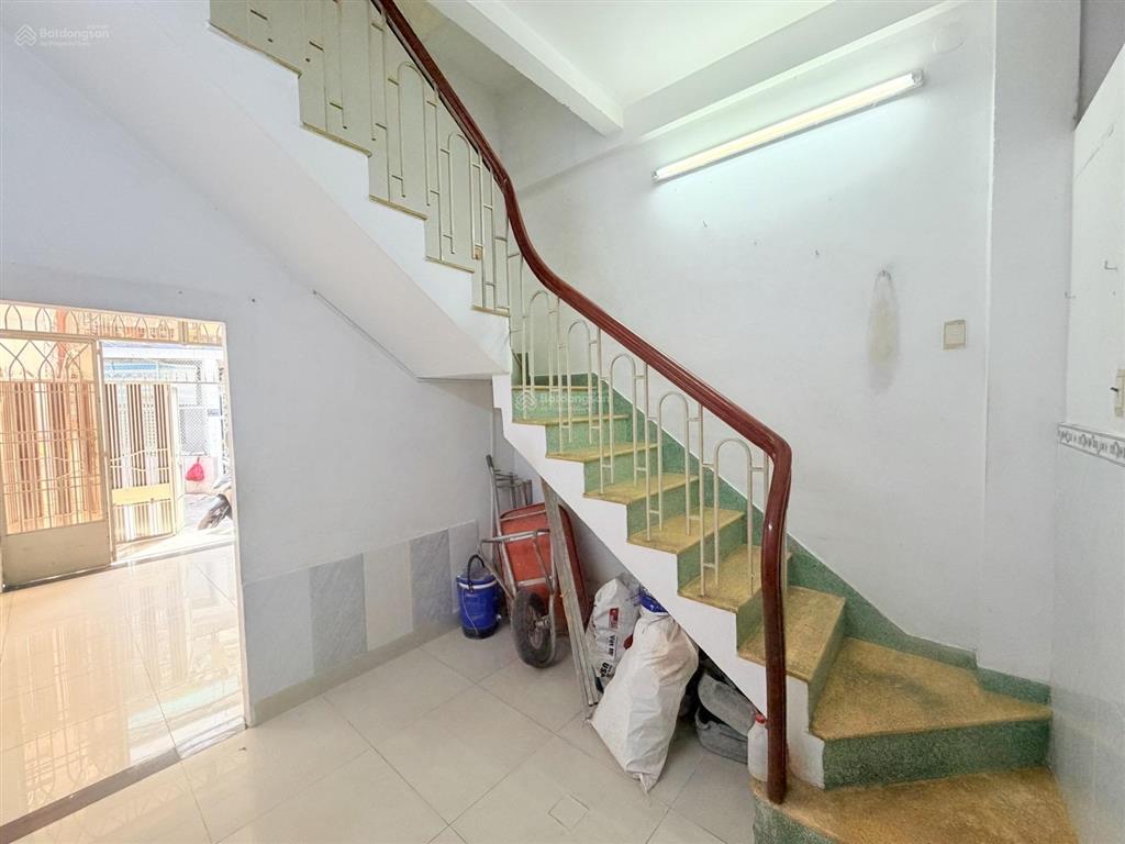 Bán nhà lê văn sỹ p13, q. pn  32m  3 tầng  giá 6,3 tỷ