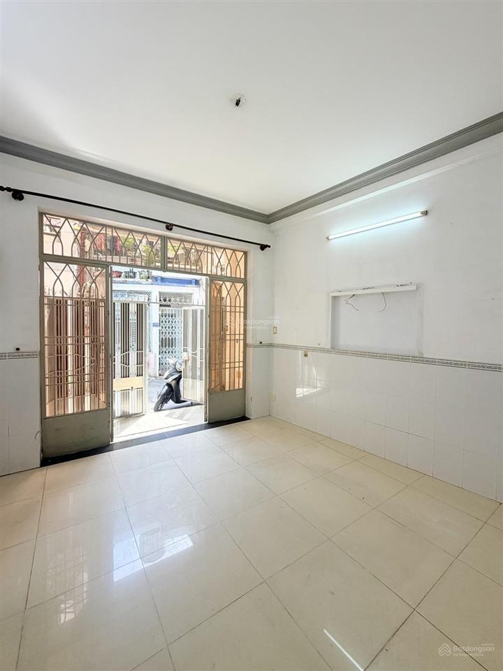 Bán nhà lê văn sỹ p13, q. pn  32m  3 tầng  giá 6,3 tỷ