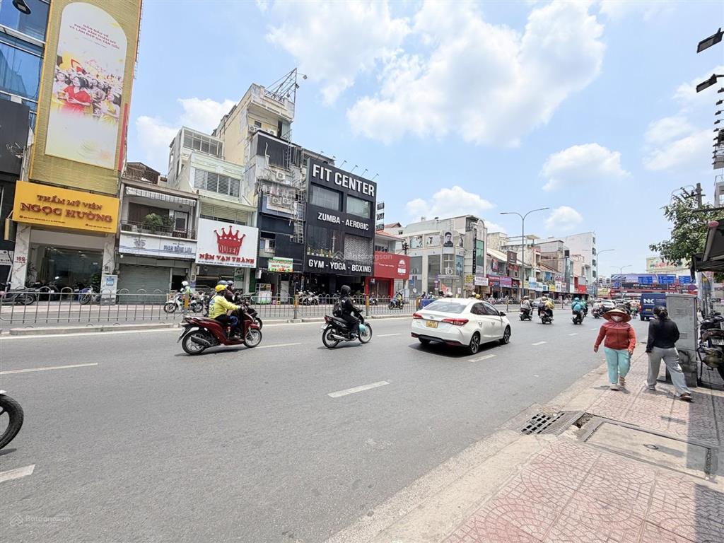 Bán nhà hẻm xe hơi phan đăng lưu, phường 3, quận phú nhuận, 32m², 3 tầng, giá 7.3 tỷ