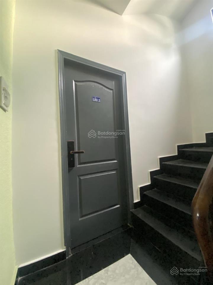 Bán nhà  lê văn sỹ, q.3  khu vip  45m2  6 tầng  mtkd  giá 15 tỷ