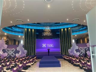 Cho thuê mặt bằng văn phòng lớn mặt tiền trung tâm quận 7