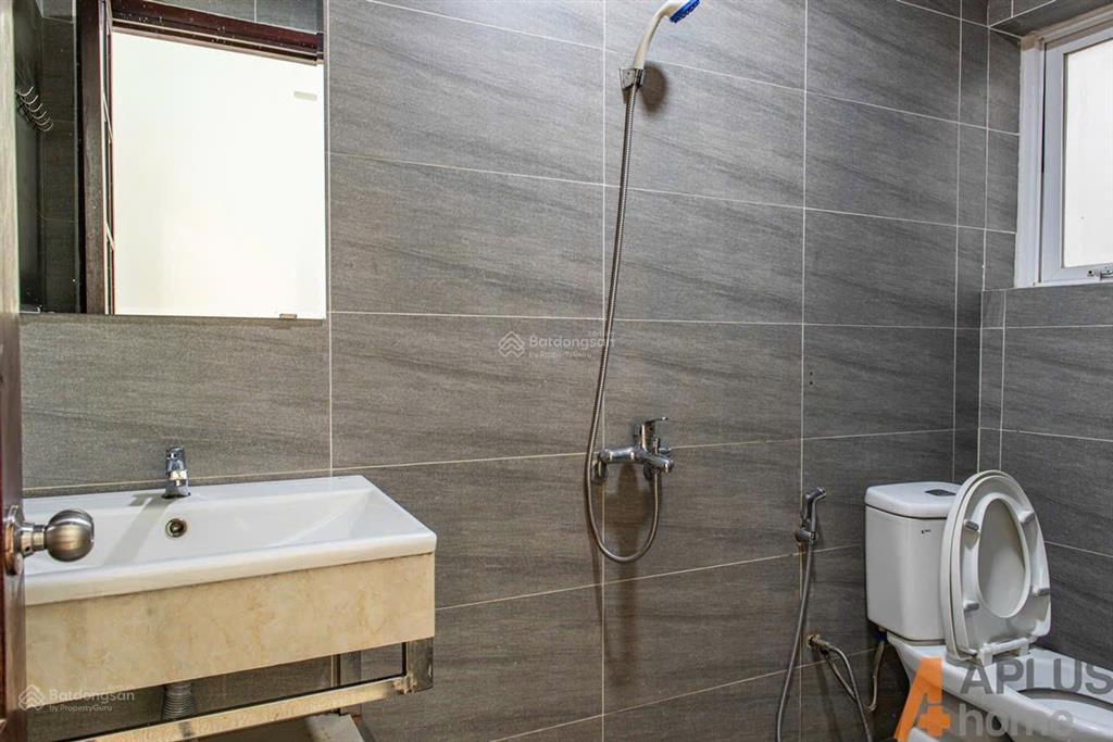 Chính chủ bán nhà cách mặt tiền phan huy ích 7m, doanh thu 50 triệu / tháng