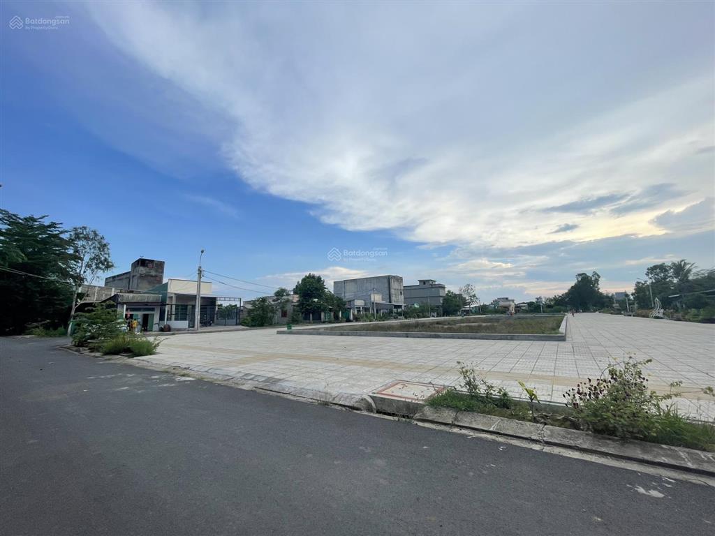 Chính chủ bán lô góc 112,5m2 full thổ cư, lô đẹp hiếm có đối diện công viên + view sông