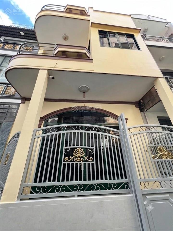 Sát mặt tiền! dt 76m2 đất nở hậuphan văn trị  3 tầng kiên cố ở ngay  9,8 tỷ  p11 q. bình thạnh