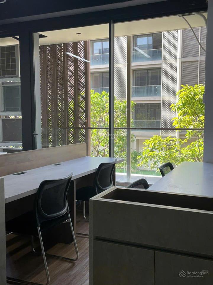 Cho thuê nguyên căn soho  đường chính n3c đối diện wiyo  5 tầng thang máy  45tr/th  global city
