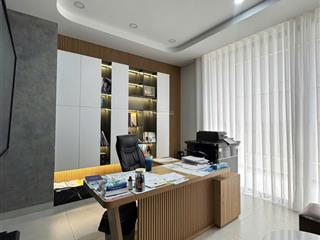 Cho thuê nguyên căn soho  đường chính n3c đối diện wiyo  5 tầng thang máy  45tr/th  global city