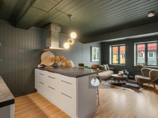 Giá tốt nhất khu vực! hxh đặng văn ngữ, p10, pn |4,3 x 13m  cn 52m2 vuông vức| giá chỉ 12 tỷ tl