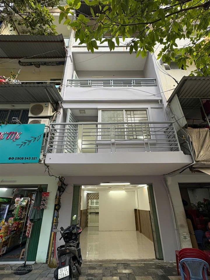 Nhà mặt tiền đường nguyễn công trứ, q. 1