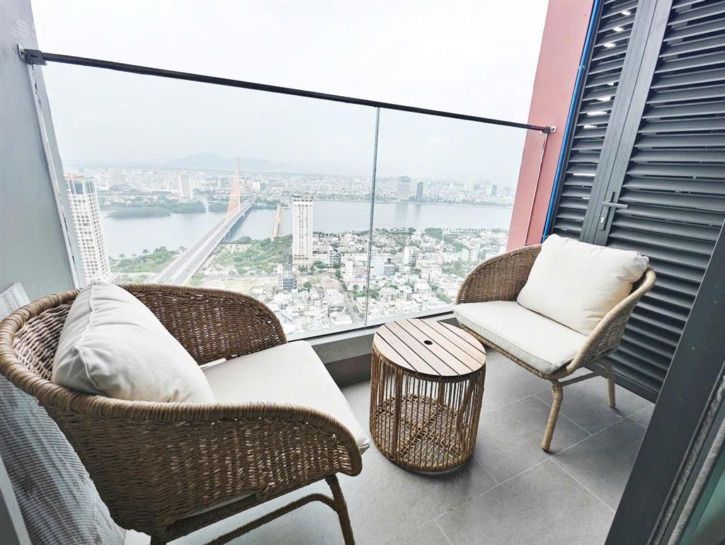 Sáng đi làm, tối về lại chill, ở ngay căn studio sun cosmo trực diện sông hàn 20tr tháng.