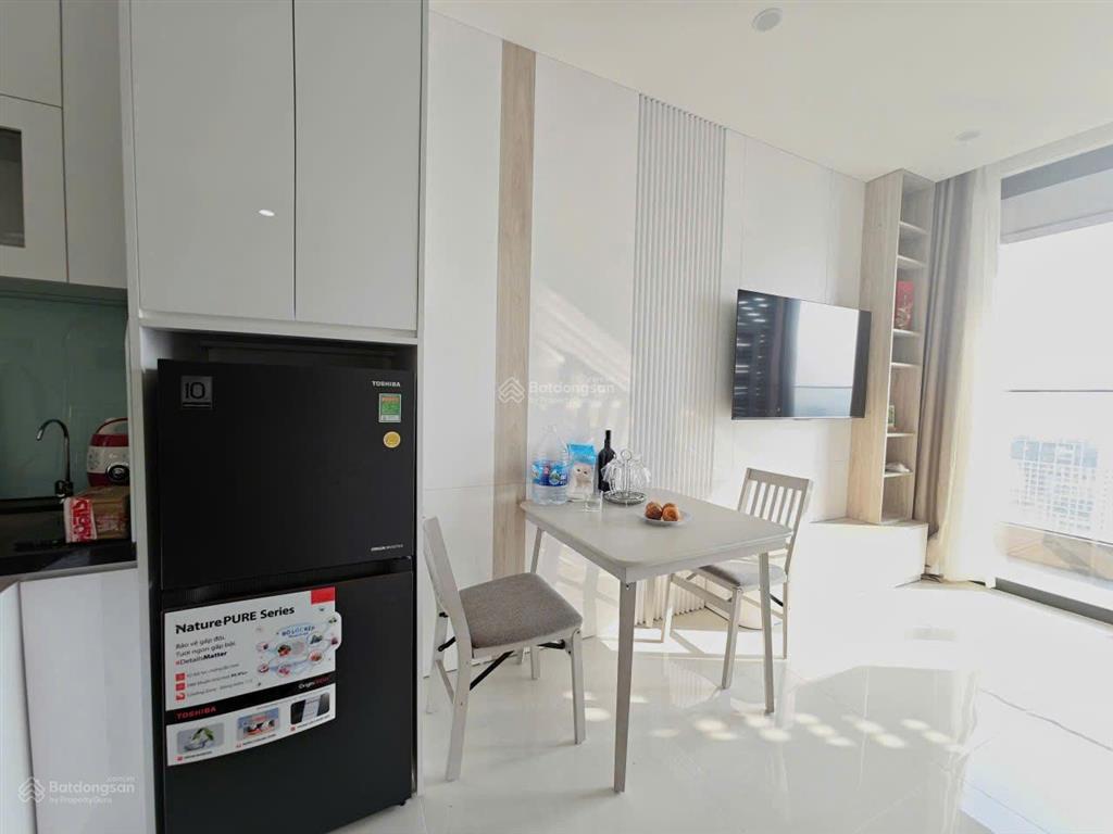 Sáng đi làm, tối về lại chill, ở ngay căn studio sun cosmo trực diện sông hàn 20tr tháng.
