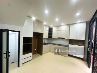 Tây hồ  trích sài  võng thị  26m2*5t  gần phố  trường học đông thái gần nhà  cc cần bán gấp.