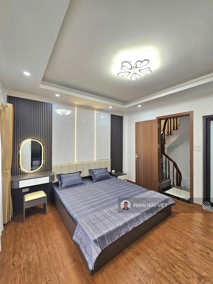 Hồ đền lừ nhà đẹp full nội thất, vài bước ra ô tô, ở kinh doanh 33m2*5tầng 8,7 tỷ