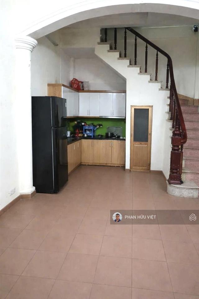 Nhà trương định dân xây, gần phố 33m2*4 tầng giá chào 7.3 tỷ có thương lượng.