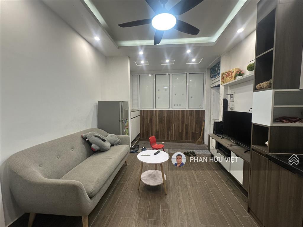 6,2 tỷ nhà p. bạch mai, 2 thoáng, 30m ra ô tô tránh, sổ riêng, 3 ngủ full nội thất