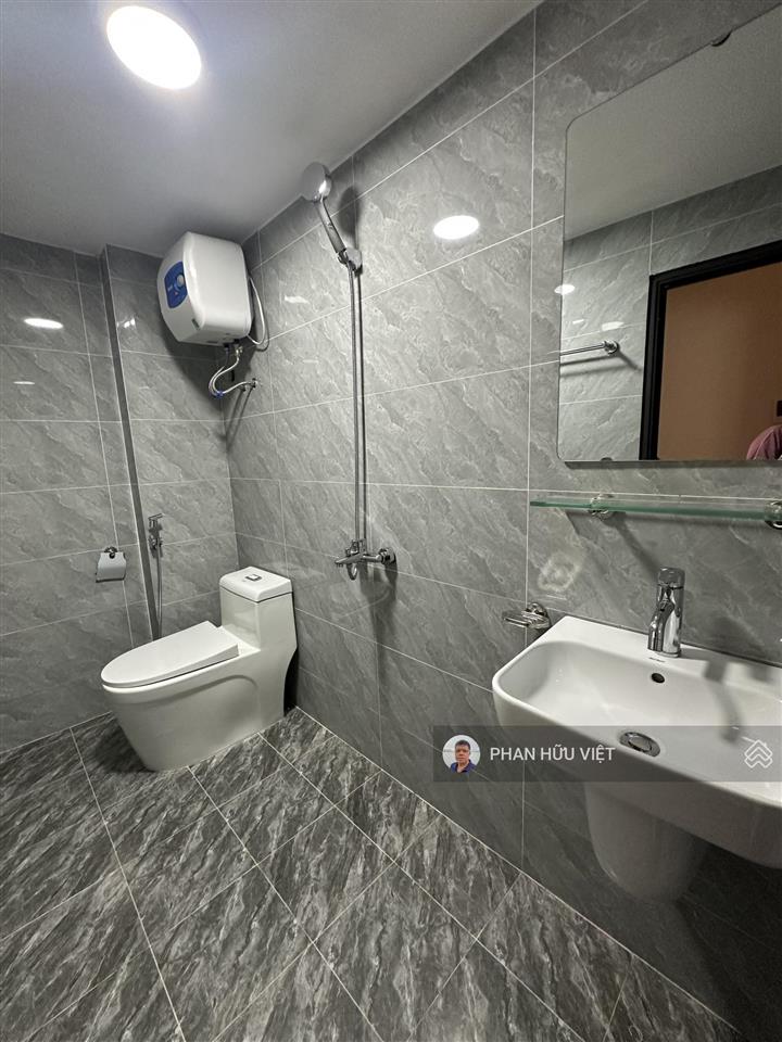 183tr/m2 nhà nguyễn đức cảnh, 20m ra ô tô tránh, dân xây, ban công sân riêng, sđcc, đủ công năng