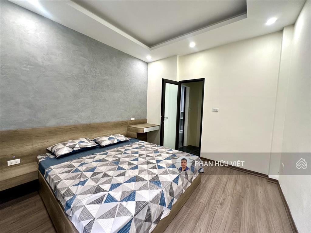 Nhà đẹp trương định, ô tô đỗ cổng, 2 thoáng vĩnh viễn, 3 ngủ full nội thất, sổ riêng không qh