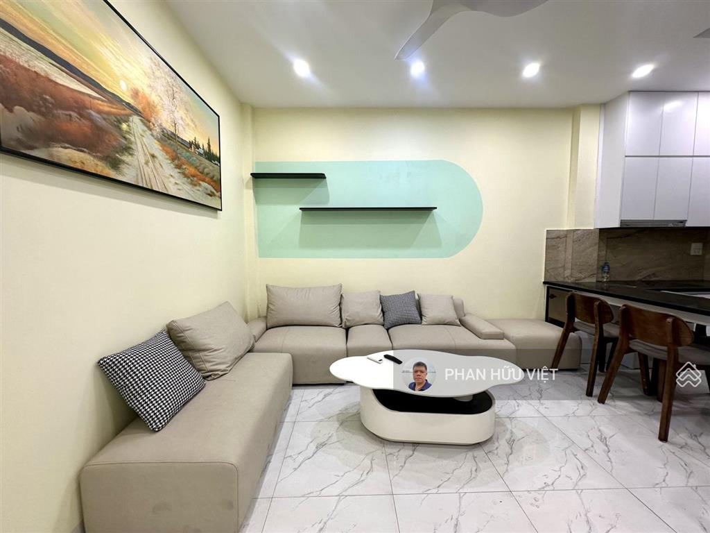 Nhà đẹp trương định, ô tô đỗ cổng, 2 thoáng vĩnh viễn, 3 ngủ full nội thất, sổ riêng không qh
