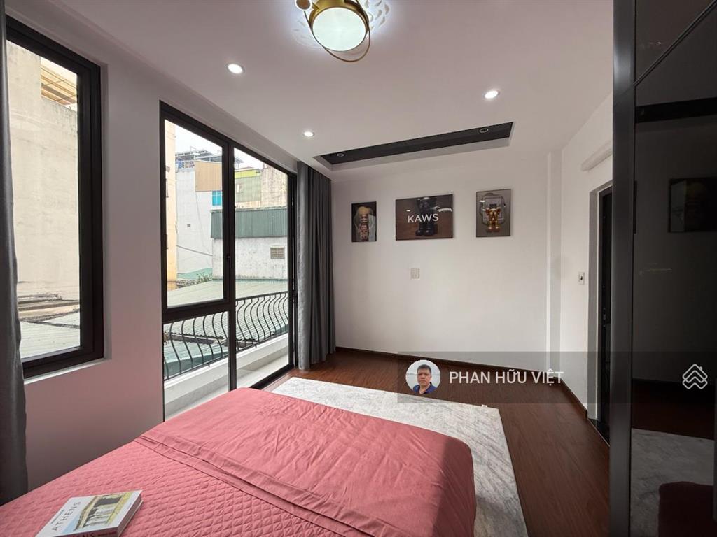 Nhà 5 tầng mới gốc đề  minh khai, 2 thoáng 30m ra ô tô, sổ đẹp 3 ngủ tặng nội thất, k qh