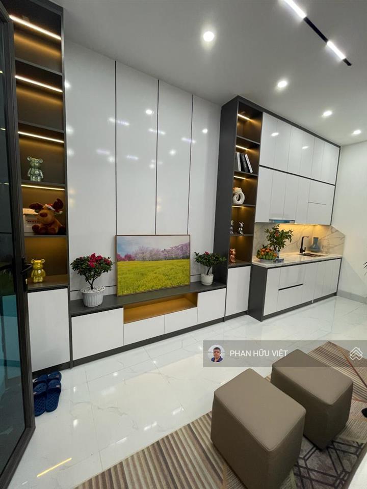 Bán nhà phân lô lương khánh thiện, tương mai, 30m2, 5 tầng, vf3 đỗ cửa, kinh doanh tốt, 8.89 tỷ