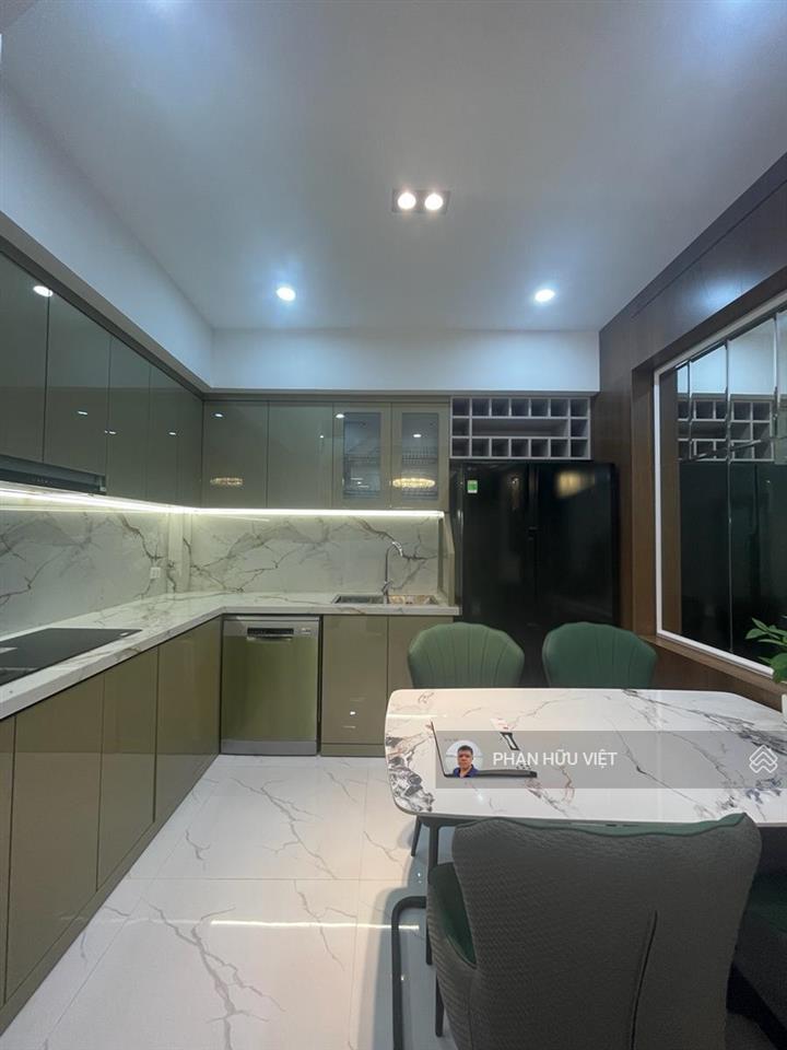 Bán nhà nguyễn đức cảnh, tương mai, 35m2, 4 tầng, 5 phòng ngủ, ngõ thông, gần phố, giá 9.65 tỷ.
