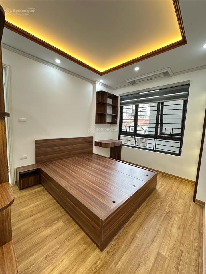 Bán nhà lương khánh thiện  tân mai, 34m2, mới đẹp 5 tầng, gần hồ đền lừ, giá 8.75 tỷ
