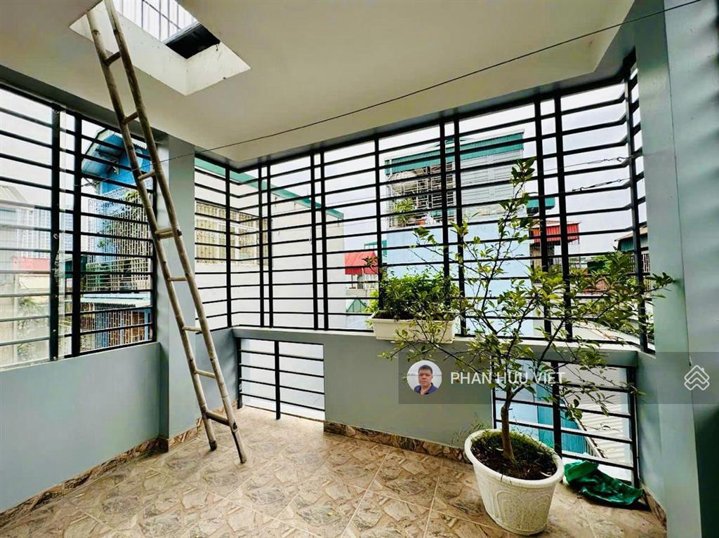 Bán nhà phố chùa quỳnh thanh nhàn lô góc thoáng sáng gần phố nhà đẹp ở ngay 40m2*5t nhỉnh 11 tỷ