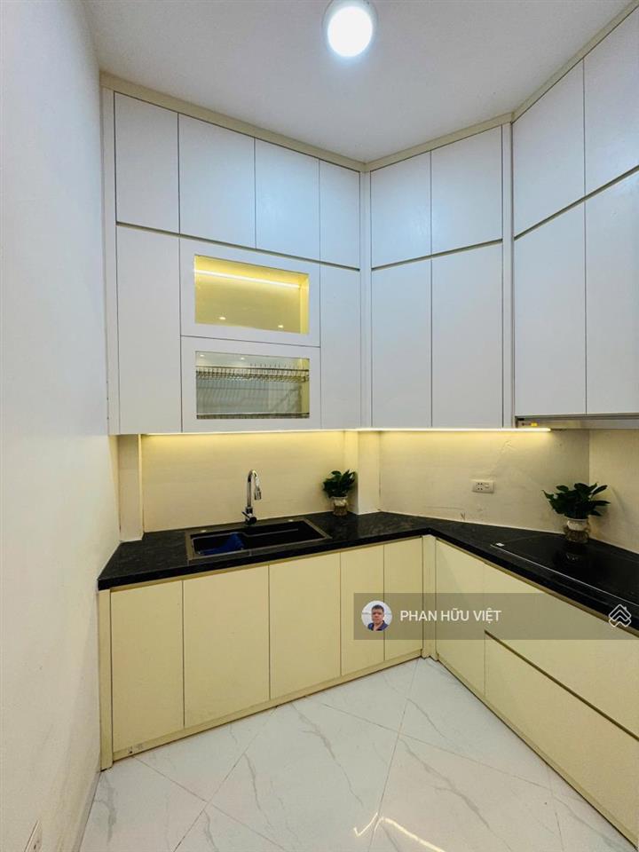 Hoàng mai nhà đẹp full nội thất, 30m ra ô tô, ở kinh doanh 30,7m2 * 5 tầng, 8,3 tỷ