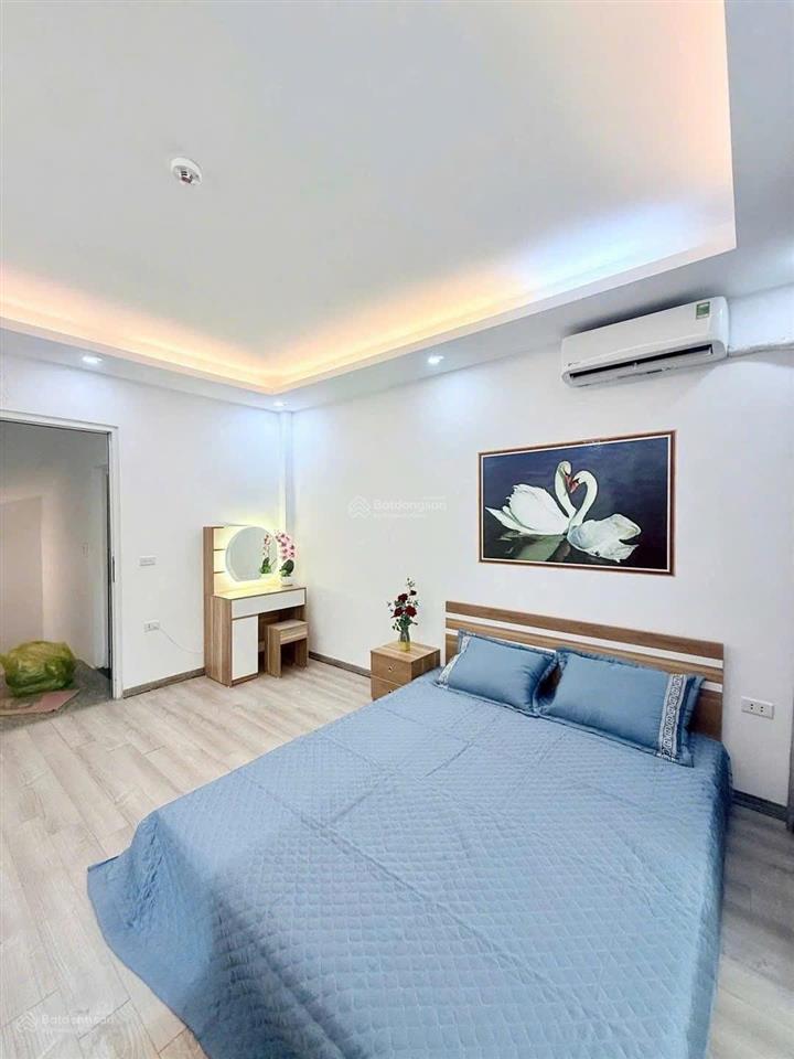 Giảm 1 tỷ! minh khai 30m ra ô tô, sổ riêng, xây mới 3 ngủ full nội thất, ko qh