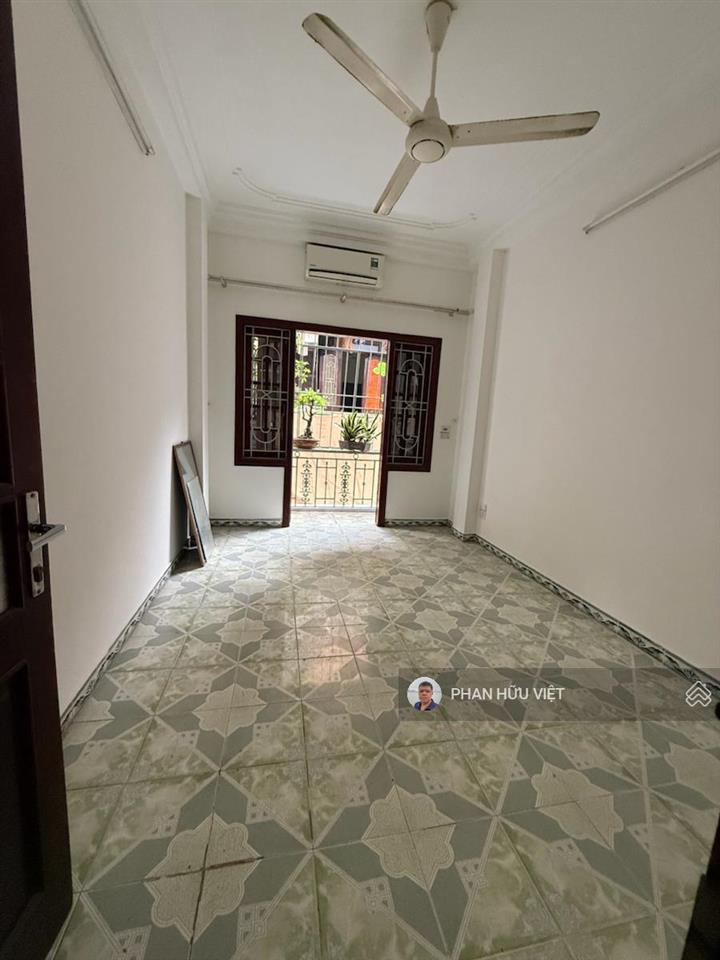 Minh khai nhà đẹp, ngõ thông ô tô nhỏ đỗ cửa 100m ra phố, ở hoặc kinh doanh 28m2*4t 7,3 tỷ