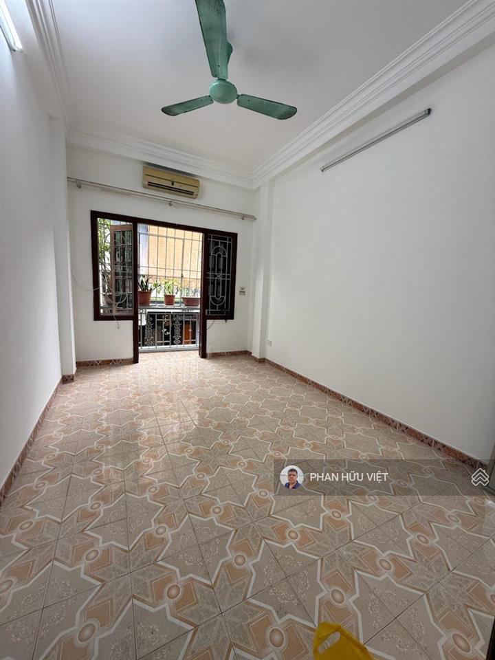 Minh khai nhà đẹp, ngõ thông ô tô nhỏ đỗ cửa 100m ra phố, ở hoặc kinh doanh 28m2*4t 7,3 tỷ