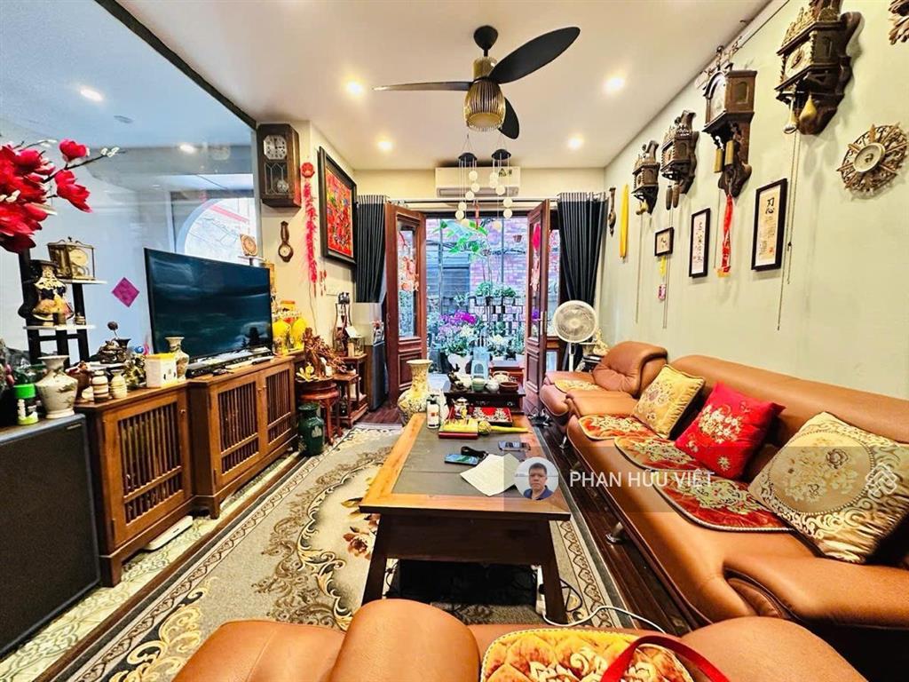 Đặng thai mai tây hồ 72m² lô góc 4 tầng vài bước ra hồ tây