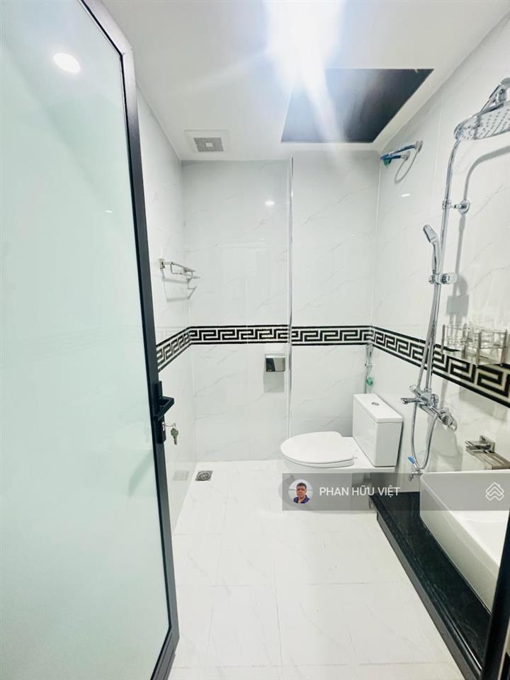 Bán nhà ngõ 66 võng thị tây hồ 42m 6 tầng thang máy