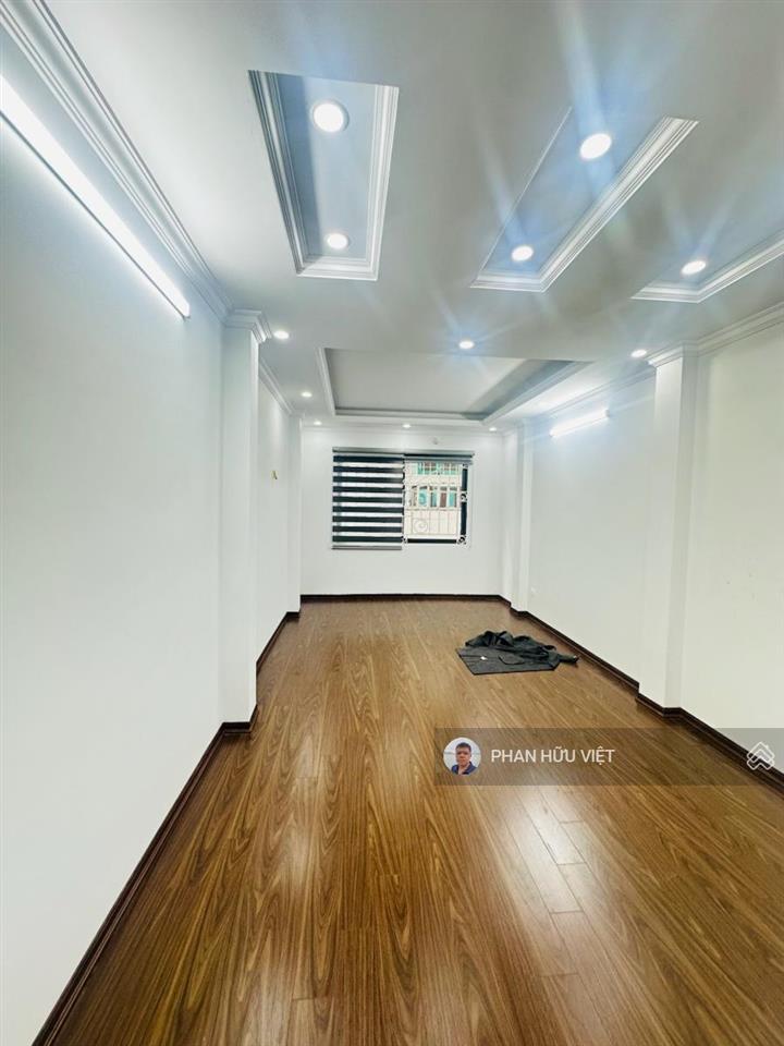 Bán nhà ngõ 66 võng thị tây hồ 42m 6 tầng thang máy