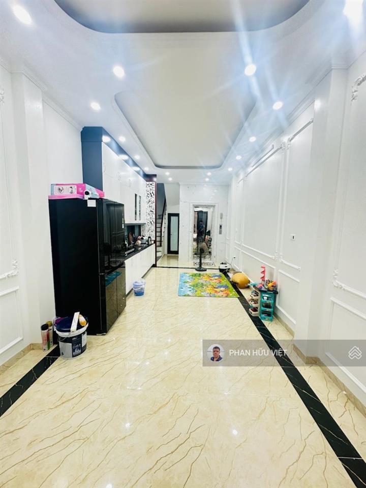 Bán nhà ngõ 66 võng thị tây hồ 42m 6 tầng thang máy