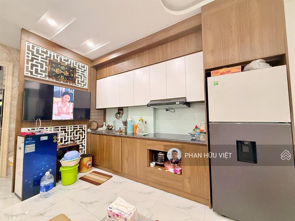 Nhà mới tây hồ 34m lô góc thang máy 3 phòng ngủ  full nội thất