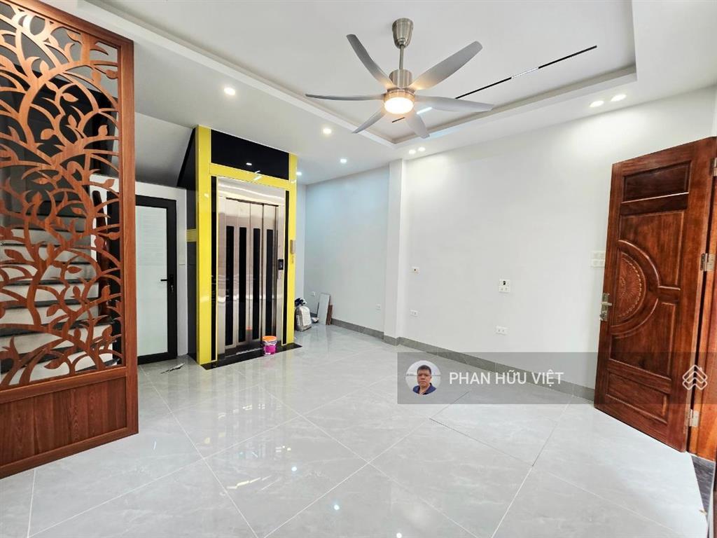 Bán nhà xuân đỉnh 32m2 6 tầng thang máy mới tinh sổ vuông pháp lý chuẩn giá 10.5 tỷ