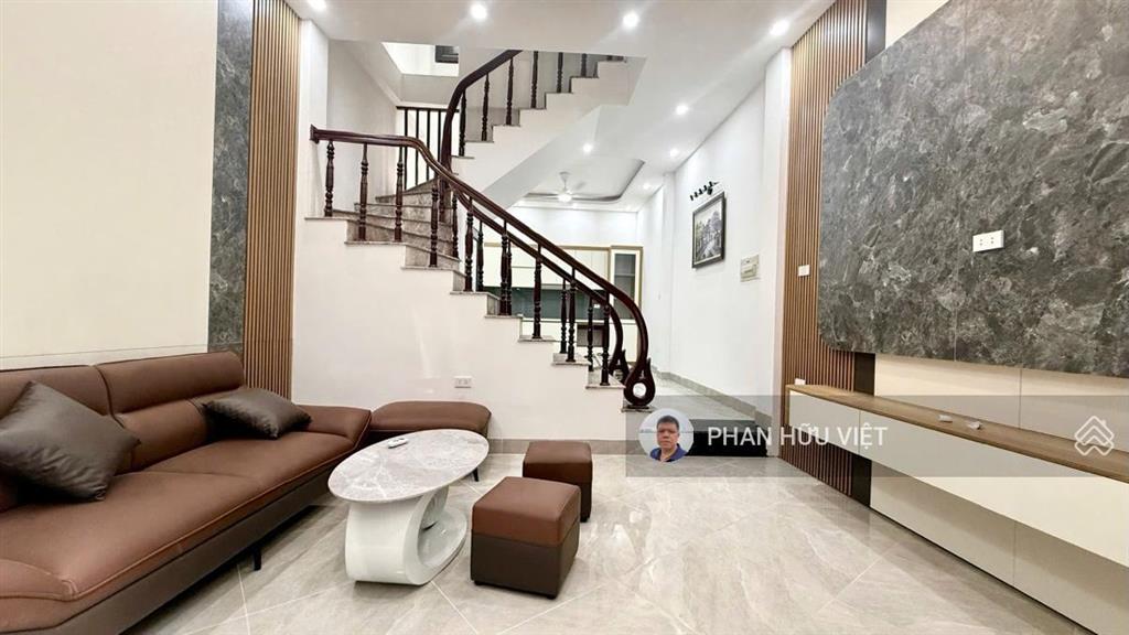 Bán nhà xuân đỉnh 38m2 4 tầng 4pn gần ô tô full nội thất mới xách vali ở ngay giá 8.4 tỷ