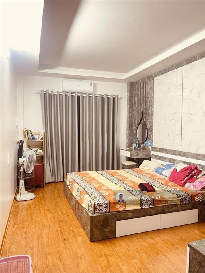 Bán nhà xuân đỉnh 34m2 5 tầng 4pn nhà mới dân xây độc lập 50m ra ô tô tránh giá 9.4 tỷ