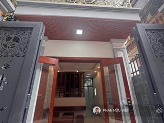 Bán nhà xuân đỉnh 54m2 4 tầng thang máy lô góc 3 thoáng sát phố sân rộng giá 14.5 tỷ