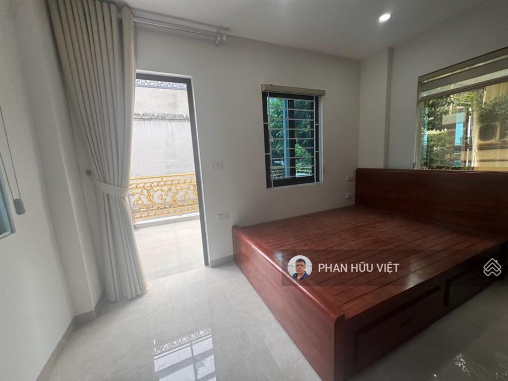 Bán nhà xuân đỉnh 54m2 4 tầng thang máy lô góc 3 thoáng sát phố sân rộng giá 14.5 tỷ