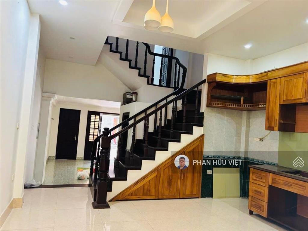 Bán nhà xuân đỉnh 58m2 4 tầng 4pn ngõ thông ngoại giao đoàn ô tô lùi cửa giá 10.6 tỷ