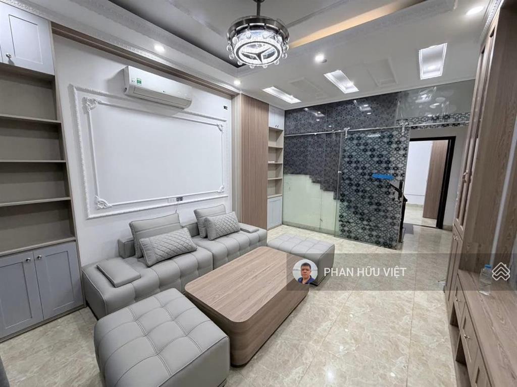 Bán nhà ngõ 89 lạc long quân tây hồ 35m2 6 tầng 8pn ngõ thông ô tô đỗ cửa giá 15 tỷ