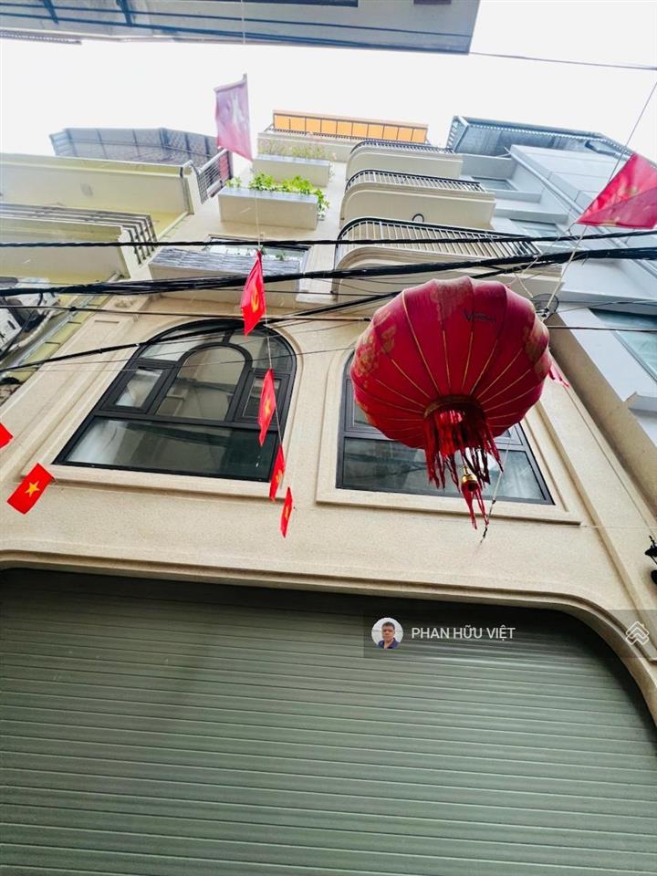 Bán nhà xuân đỉnh 40m2 6 tầng thang máy gara ô tô 7 chỗ sát ngoại giao đoàn giá 15.5 tỷ