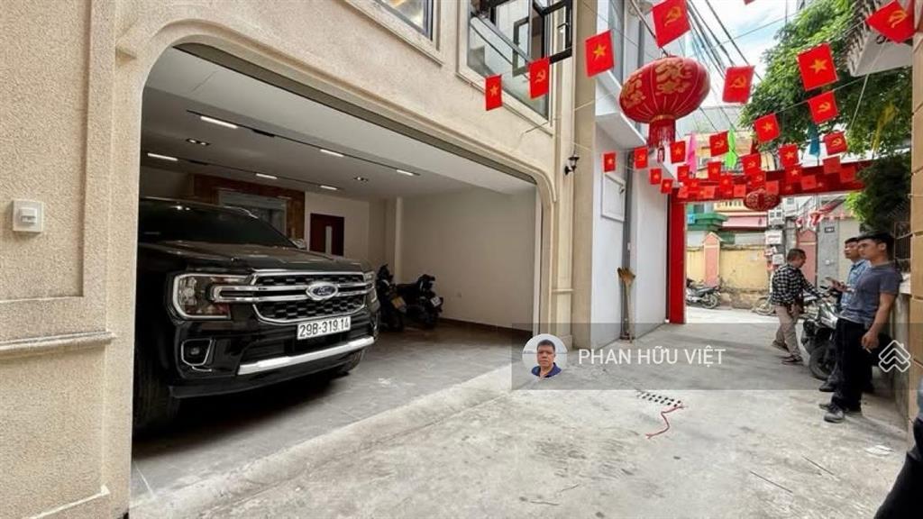 Bán nhà xuân đỉnh 40m2 6 tầng thang máy gara ô tô 7 chỗ sát ngoại giao đoàn giá 15.5 tỷ