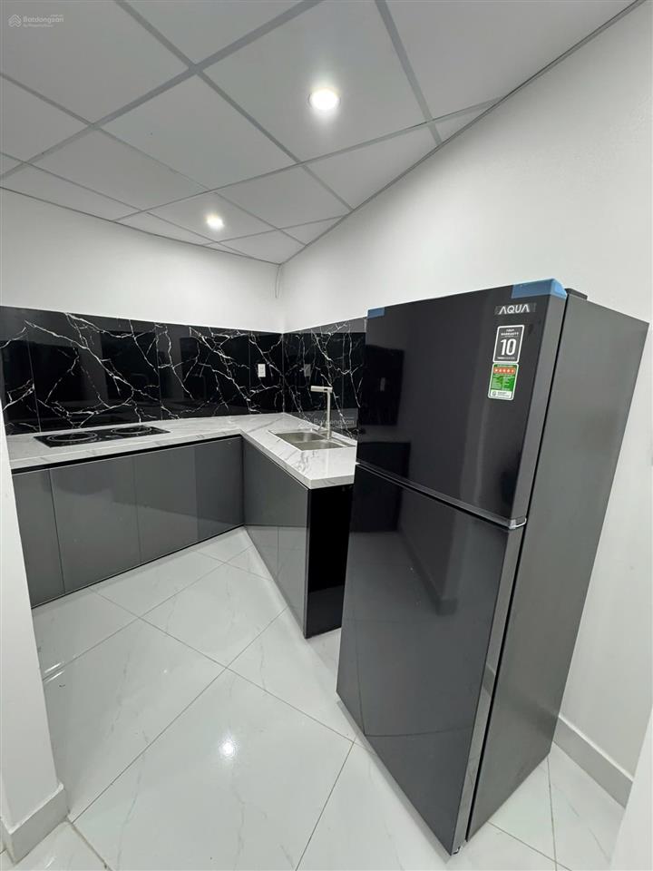 Nhà rẻ gác lửng kiệt cmt8 nội thất đầy đủ