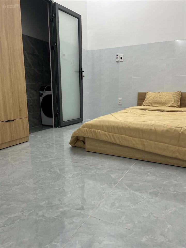 Phòng căn hộ mini mới xây full nội thất đường cách mạng tháng 8