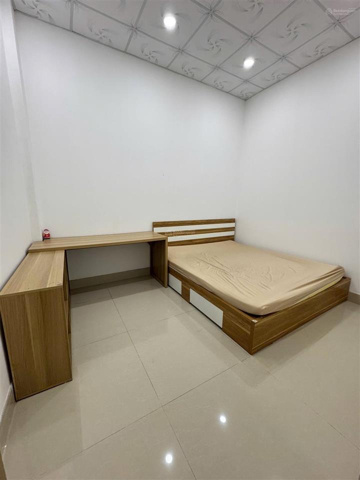 Cần bán nhà rẻ kiệt ô tô bình thái 1