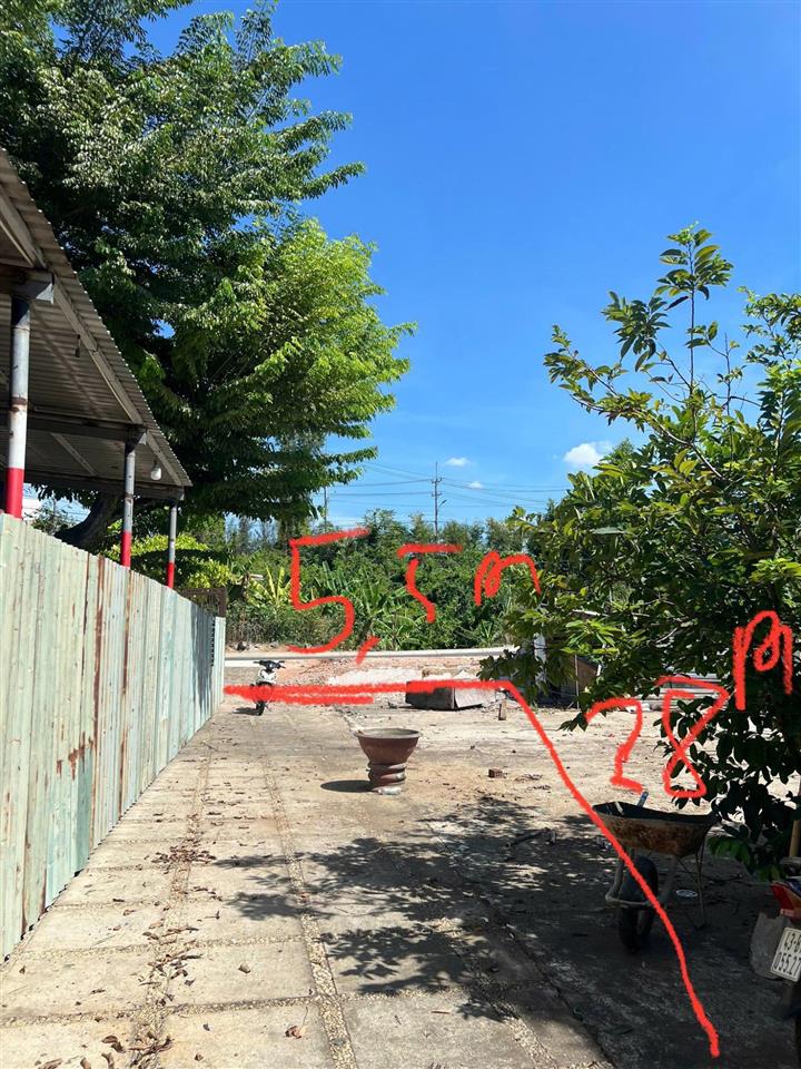 Đất đường quy hoạch 5m5 sát cầu vượt hoà cầm