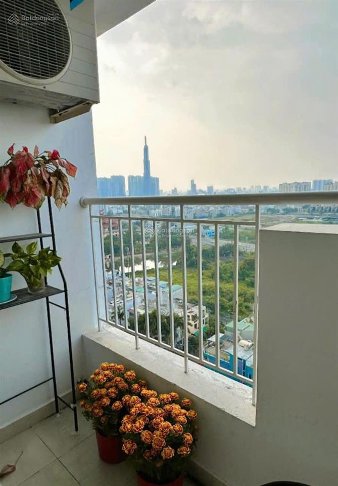 Bán ch 51m2 1pn 1wc tại cc bình khánh q2 hcm lầu cao căn góc sổ sẵn view mai chí thọ giá 3,35 tỷ